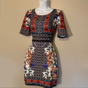 Francesca’s 🌺Mariposa printed dress